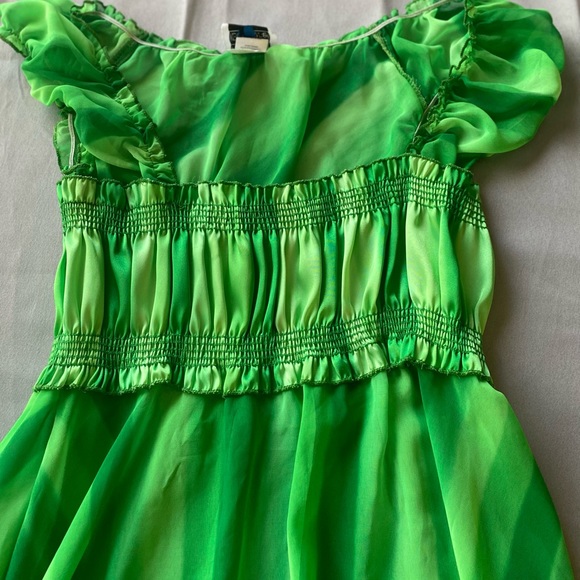 💚Beware Top💚 - Picture 5 of 14